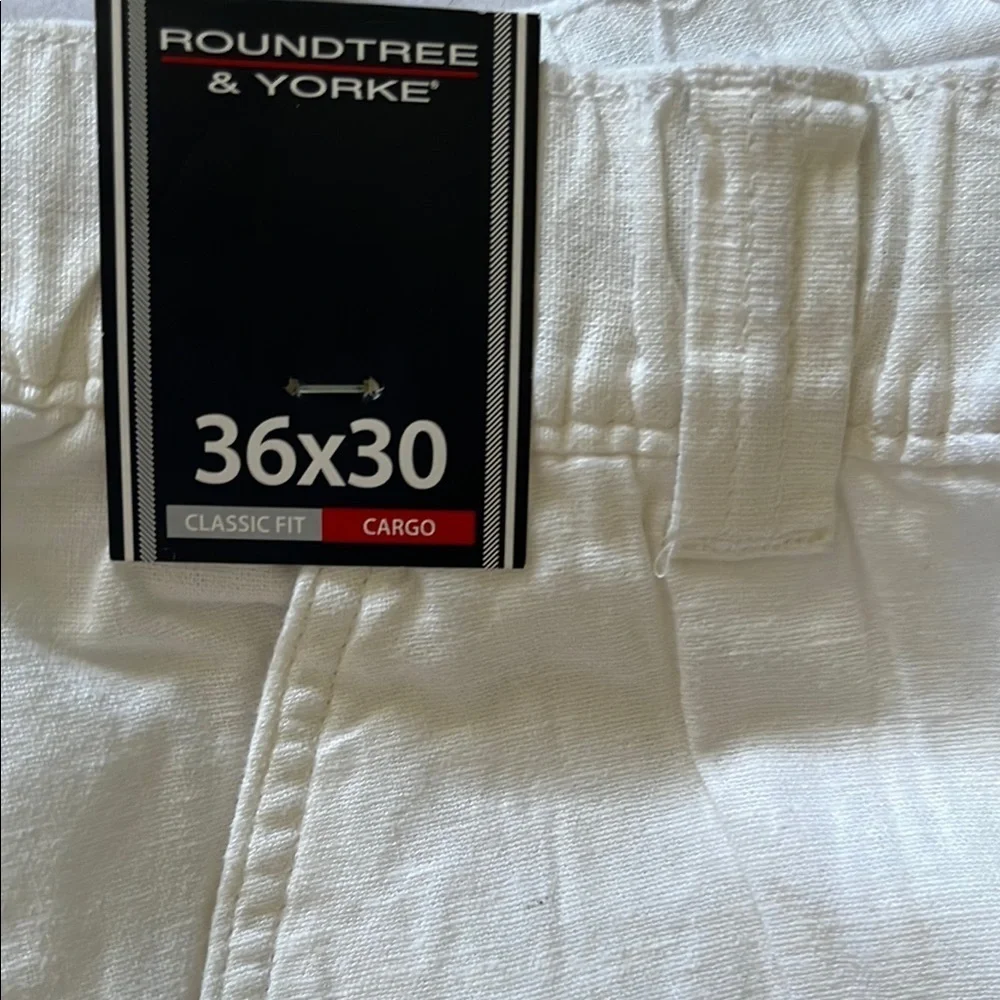 Roundtree & Yorke White Cargo Pants Utility Style